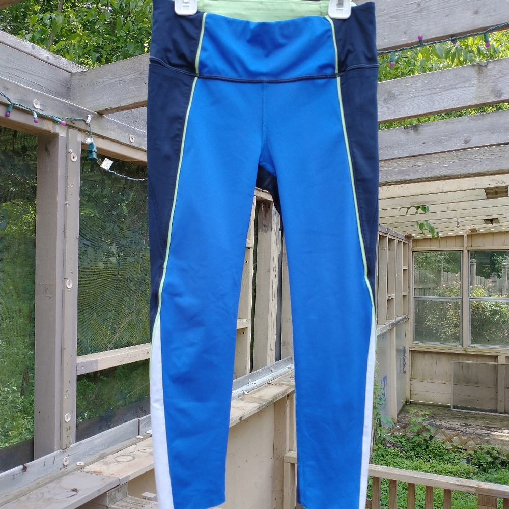 Women's Athleta Velocity Colorblock Active Ware Capri Leggings